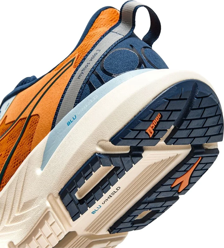 Mythos Blushield Volo 3 Running Shoe - Image 5