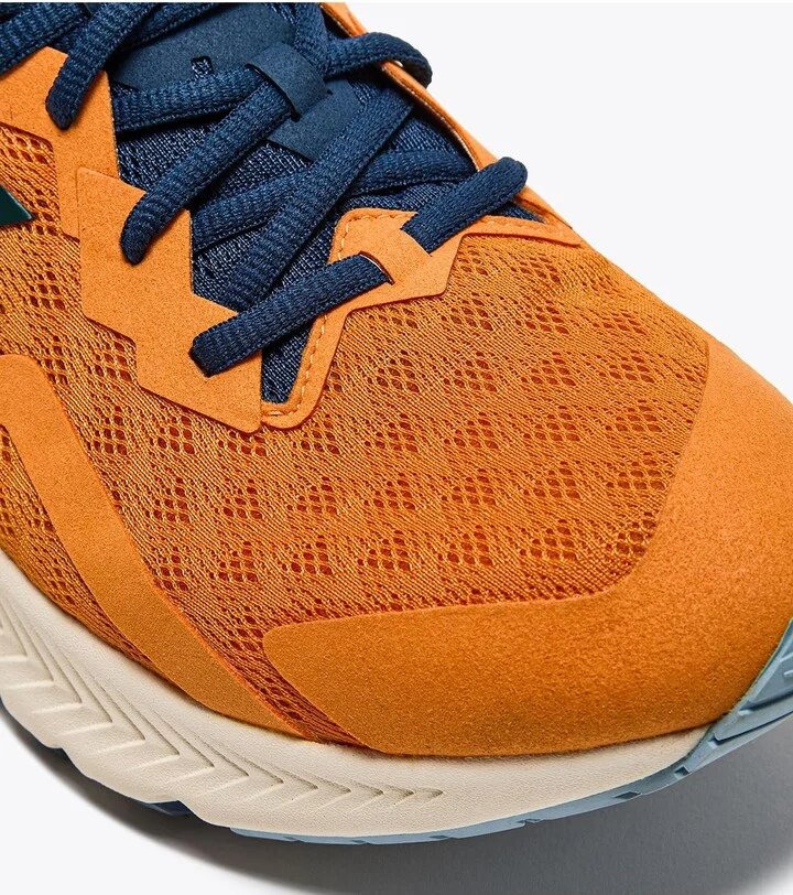 Mythos Blushield Volo 3 Running Shoe - Image 6