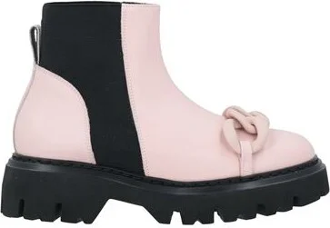 N°21 Woman Ankle boots