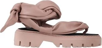 N°21 Woman Thong sandal