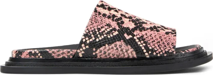 Nada flip flops