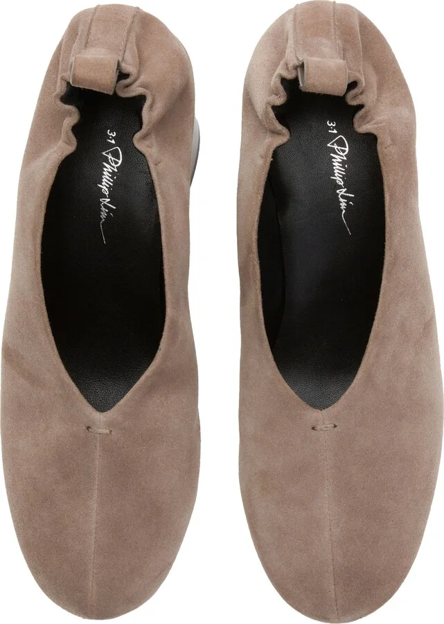 Nadia Block Heel Pump - Image 7