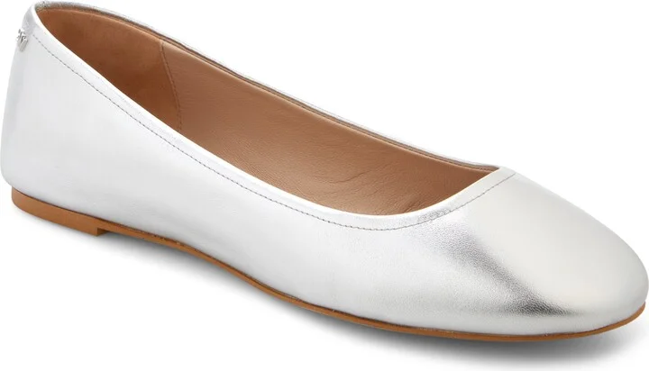 Nadine Flat