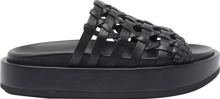 Nadira Sandals