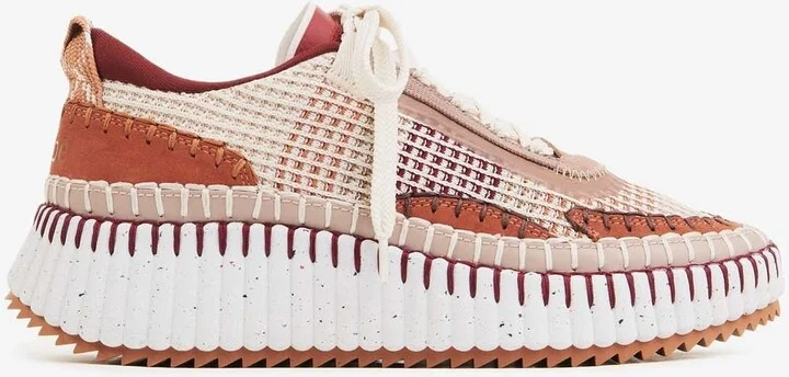 Nama Low-Top Sneakers