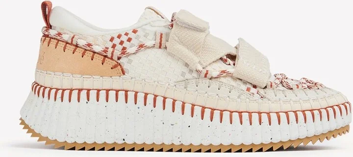 Nama Low-Top Sneakers