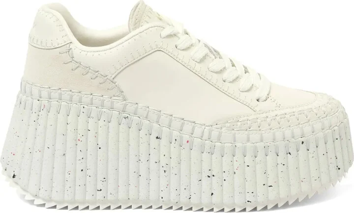 Nama sneakers