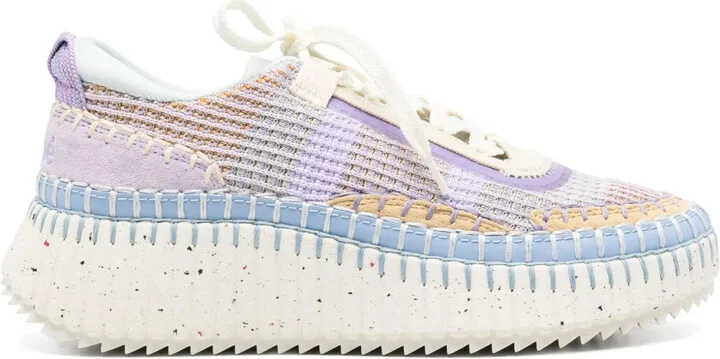 Nama sneakers