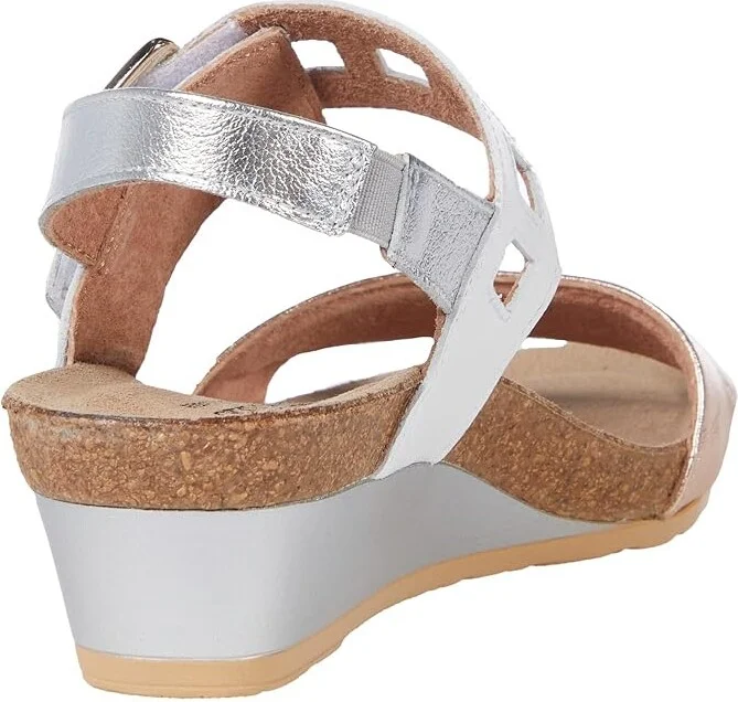 Naot Dynasty Women's Shoes Rose Gold/White Pearl/Silver Leather Combo : EU 35 (US Women's 4) M - Image 4
