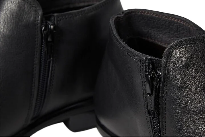 Naot Helm Women's Boots Black Water-Resistant Leather : EU 36 (US Women's 5) M, Leather/Suede - Image 5