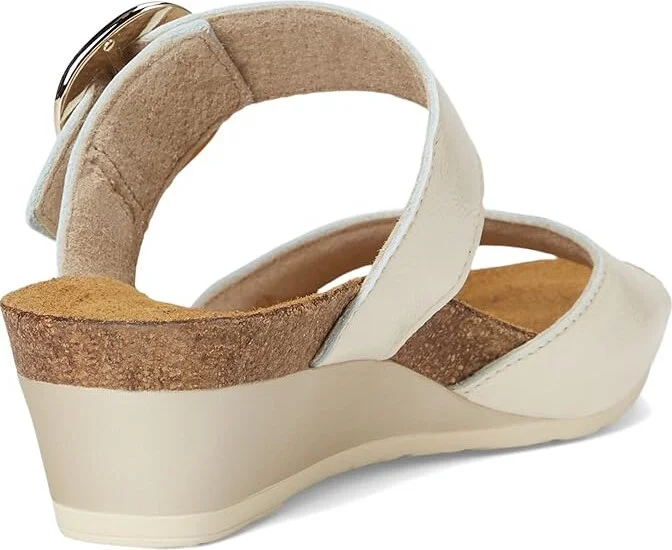 Naot Magic Women's Sandals Ivory Crinkle Patent Leather : EU 42 (US Women's 11) M, Leather/Suede - Image 4