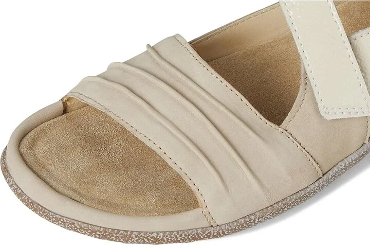 Naot Papaki Women's Shoes Beige Nubuck/Ivory Crinkle Patent Leather : EU 41 (US Women's 10) M, Leather/Suede - Image 7