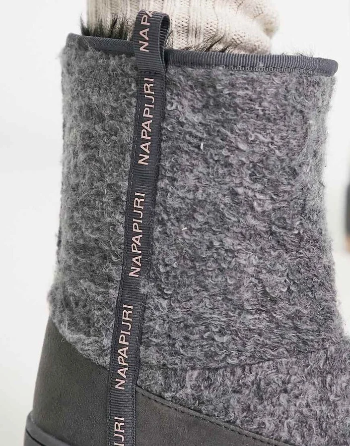 Napapijri river boots in faux fur gray - Image 2