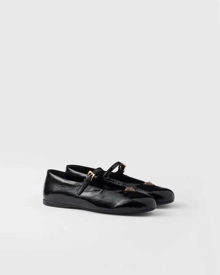 Naplak patent leather ballerinas