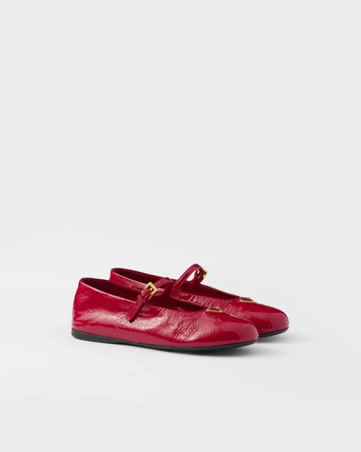Naplak patent leather ballerinas