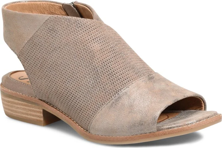 Natalia Sandal