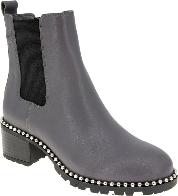Natti Womens Faux Leather Block Heel Chelsea Boots