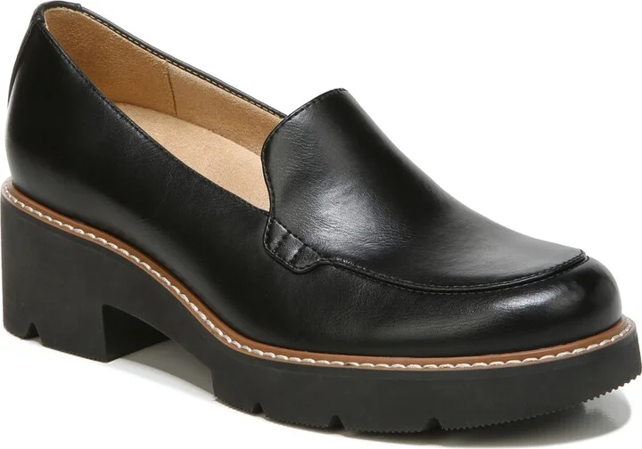 Naturalizer Cabaret Lug Sole Loafers