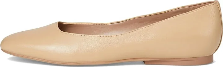 Naturalizer Chelsea Women's Flat Shoes Coastal Tan : 9.5 M (B), Leather - Image 6
