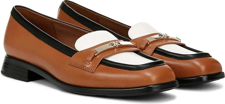 Naturalizer Fabienne Women's Flat Shoes Brown Leather : 7.5 M (B)