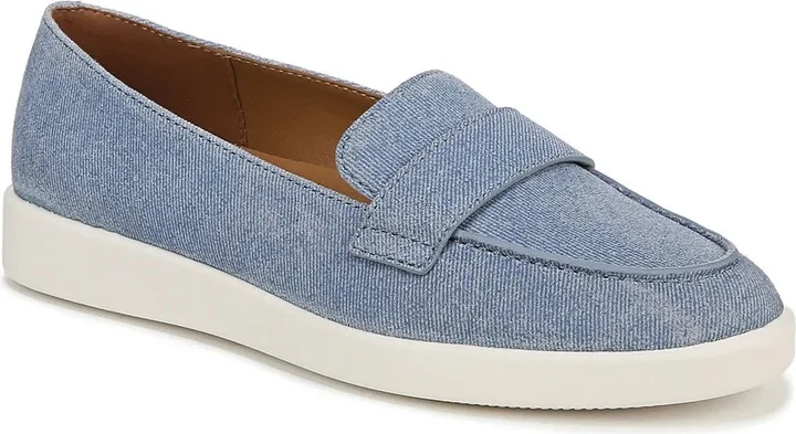 Naturalizer Karis Loafer