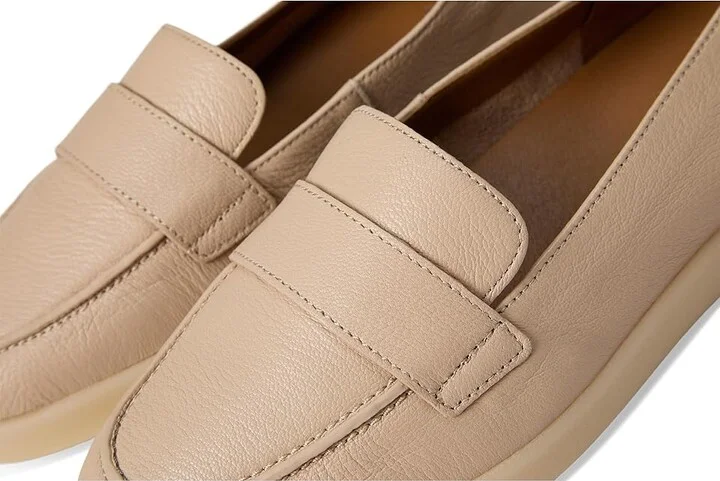 Naturalizer Karis Women's 1-2 inch heel Shoes Torta Tan Leather : 6 W (C) - Image 7