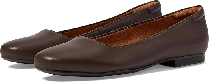 Naturalizer Kelly Ballet Women's Flat Shoes Chocolate Bar Leather : 10 M (B)