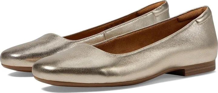Naturalizer Kelly Ballet Women's Flat Shoes Warm Silver Leather : 9.5 W (C)