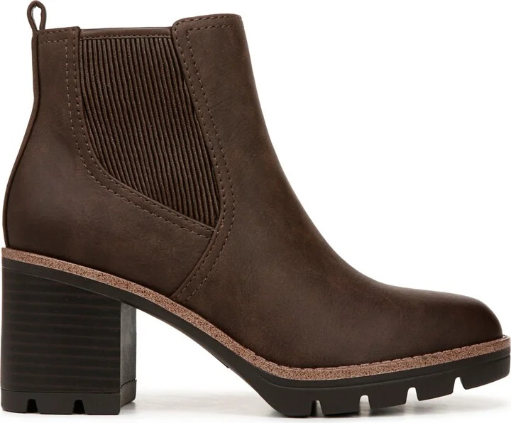 Naturalizer Madalynn-Gore Water Resistant Lug Sole Chelsea Booties - Image 2