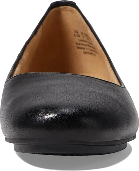 Naturalizer Maxwell Women's Shoes Black Leather : 6.5 WW (E) - Image 2