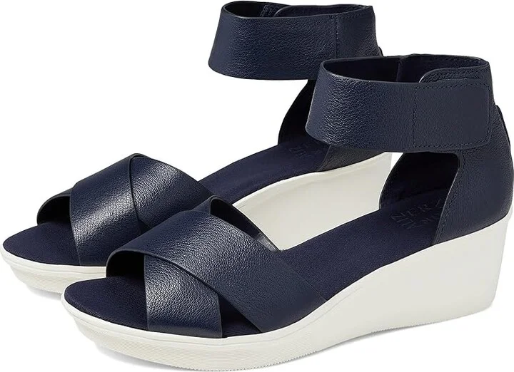 Naturalizer Riviera Women's Shoes Navy Blue Leather : 7 W (C)