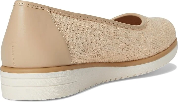 Naturalizer Soul Naturalizer Idea Ballet2 Women's Shoes Coastal Tan Fabric : 8.5 W (C), Synthetic - Image 4