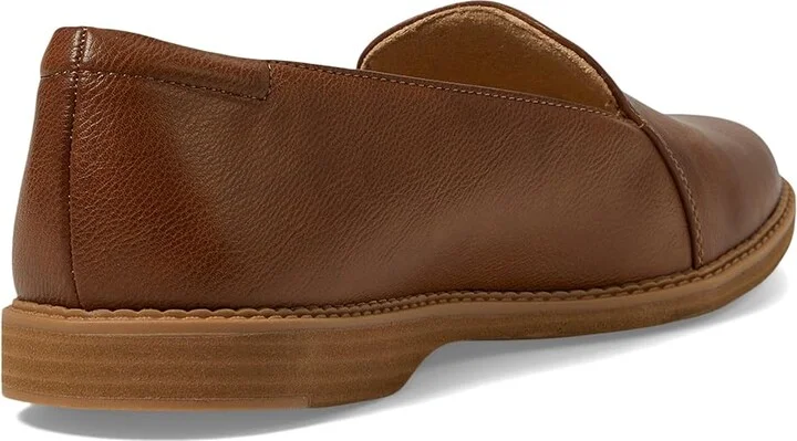 Naturalizer SOUL Naturalizer - Yippee Women's Flat Shoes Saddle Brown Faux Leather : 8.5 M (B) - Image 4