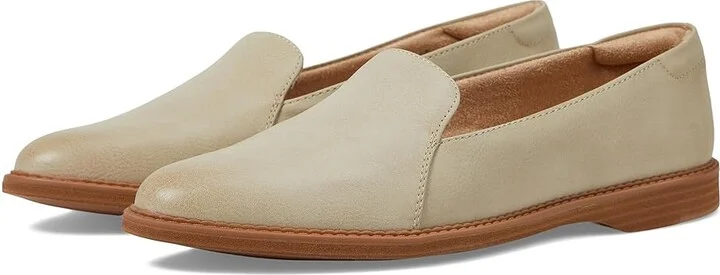 Naturalizer SOUL Naturalizer - Yippee Women's Flat Shoes Stone Faux Leather : 8 M (B)