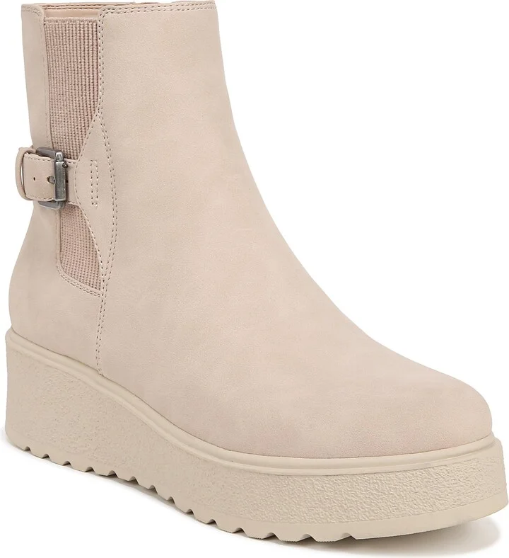 Naturalizer SOUL Womens Jayda Platform Lug Sole Chelsea Boot Porcelain Beige Smooth 7.5 W