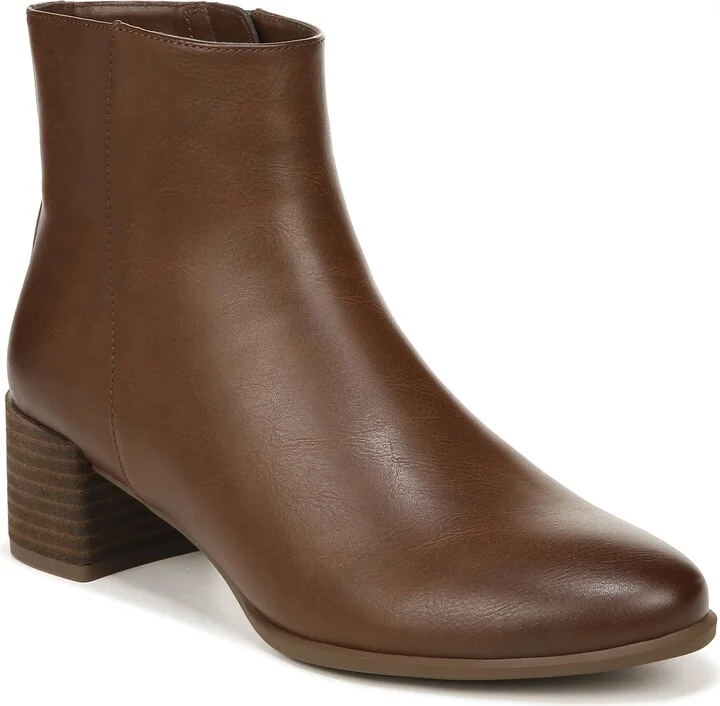 Naturalizer SOUL Womens Rosa Memory Foam Heeled Ankle Boot Dark Brown Smooth 9.5 M
