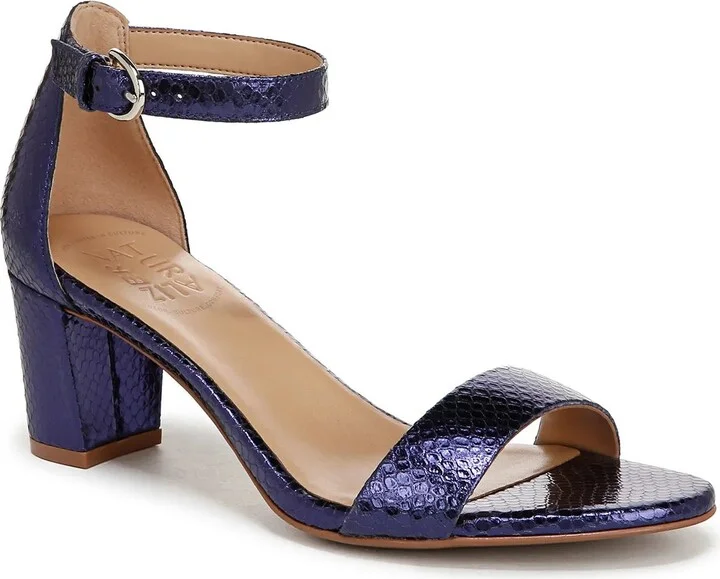 Naturalizer Vera Sandal