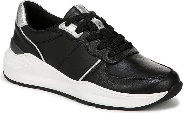 Naturalizer Wide Width Blossom Sneaker