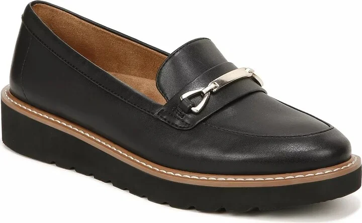 Naturalizer Wide Width Elin Loafer