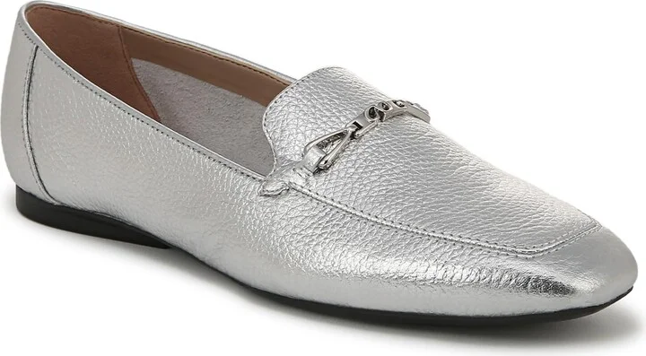 Naturalizer Womens Cecilia Loafers Silver Leather 8.5 Medium