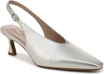 silver sand