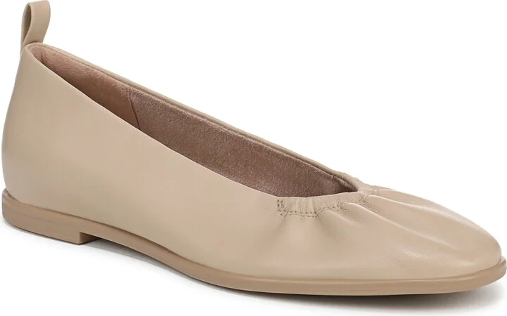 Coastal Tan Leather