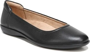 Naturalizer Women's Flexy Ballet Flat Black Leather 8.5 N