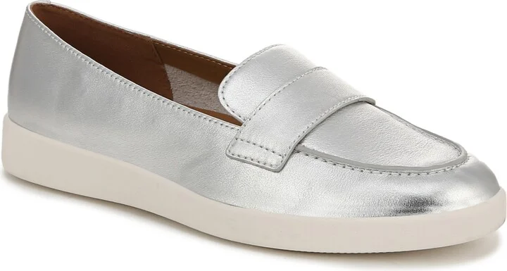 Naturalizer Women's Karis Closed Round Toe Hybrid Penny Loafers