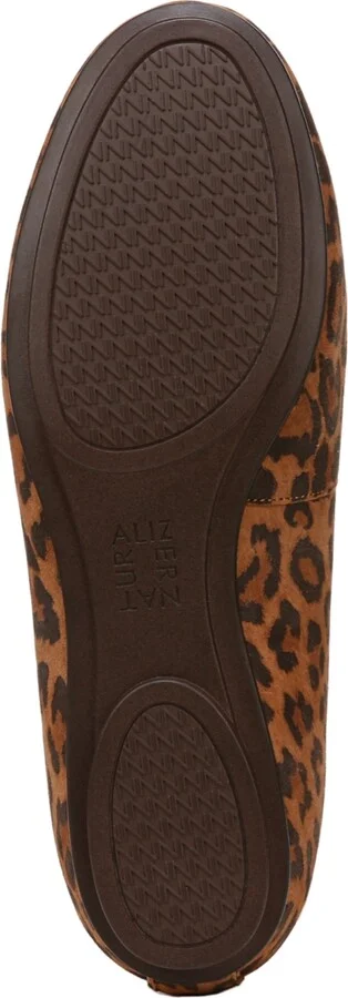 Naturalizer Women's Maxwell Round Toe Ballet Flats - Image 5