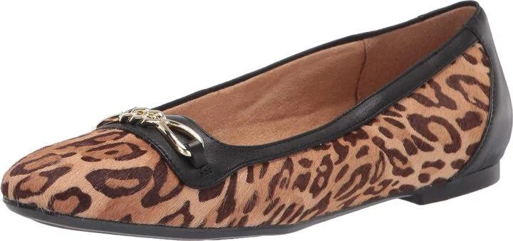 Naturalizer Womens Parker Slip-ons Dark Brown Cheetah 6 W
