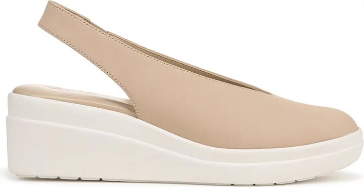 Naturalizer Women's Sutton Closed Almond Toe Slingback Wedges - Image 10