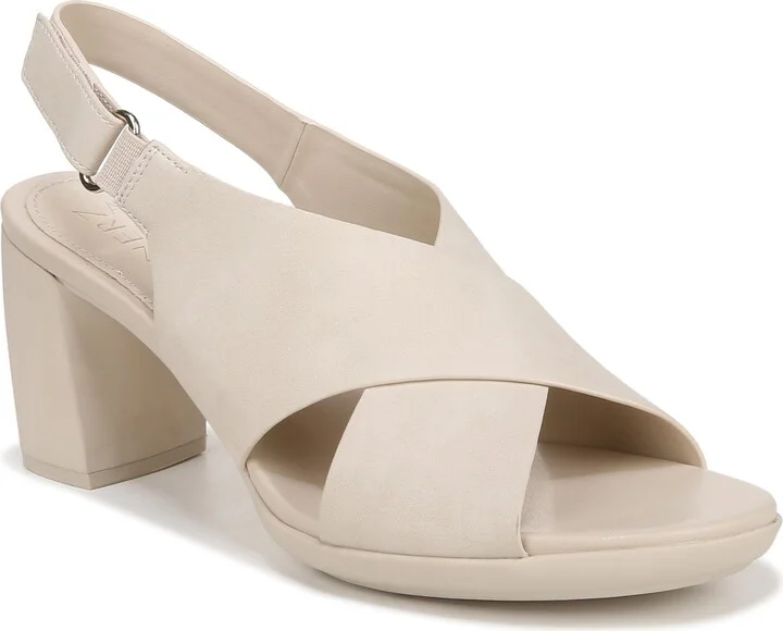 Naturalizer Womens Treasure Slingback Block Heel Sandal Porcelain Microsuede 11 W