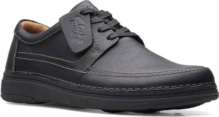Nature 5 Lace-Up Sneaker