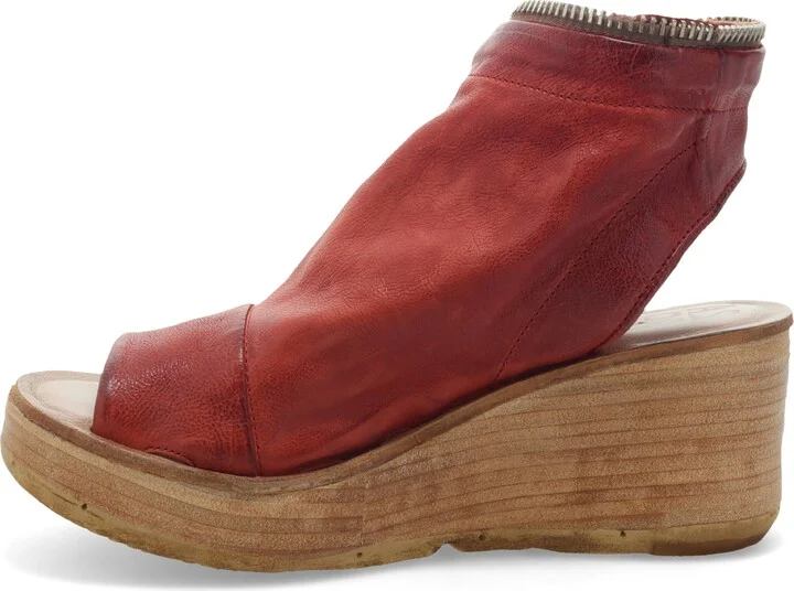 Naylor Platform Wedge Sandal - Image 8